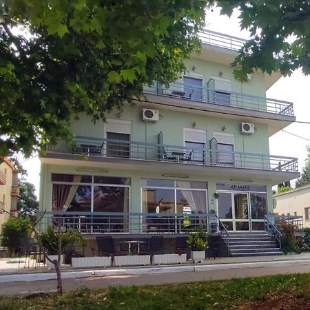 Ermis Hotel Lutrá Ipátisz Kültér fotó