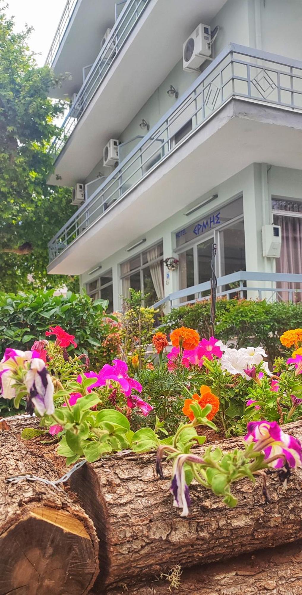 Ermis Hotel Lutrá Ipátisz Kültér fotó