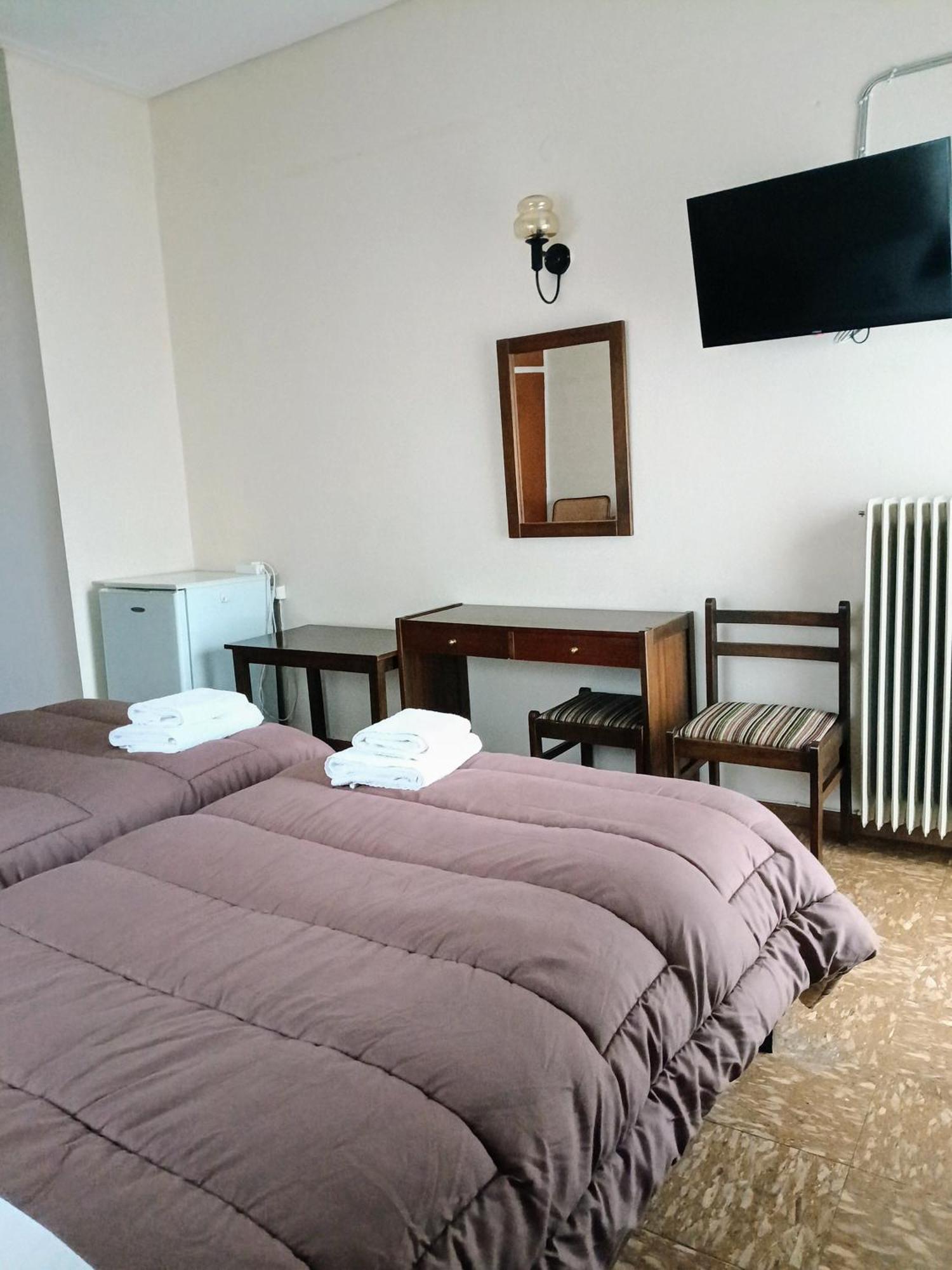 Ermis Hotel Lutrá Ipátisz Kültér fotó