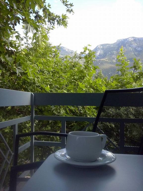 Ermis Hotel Lutrá Ipátisz Kültér fotó